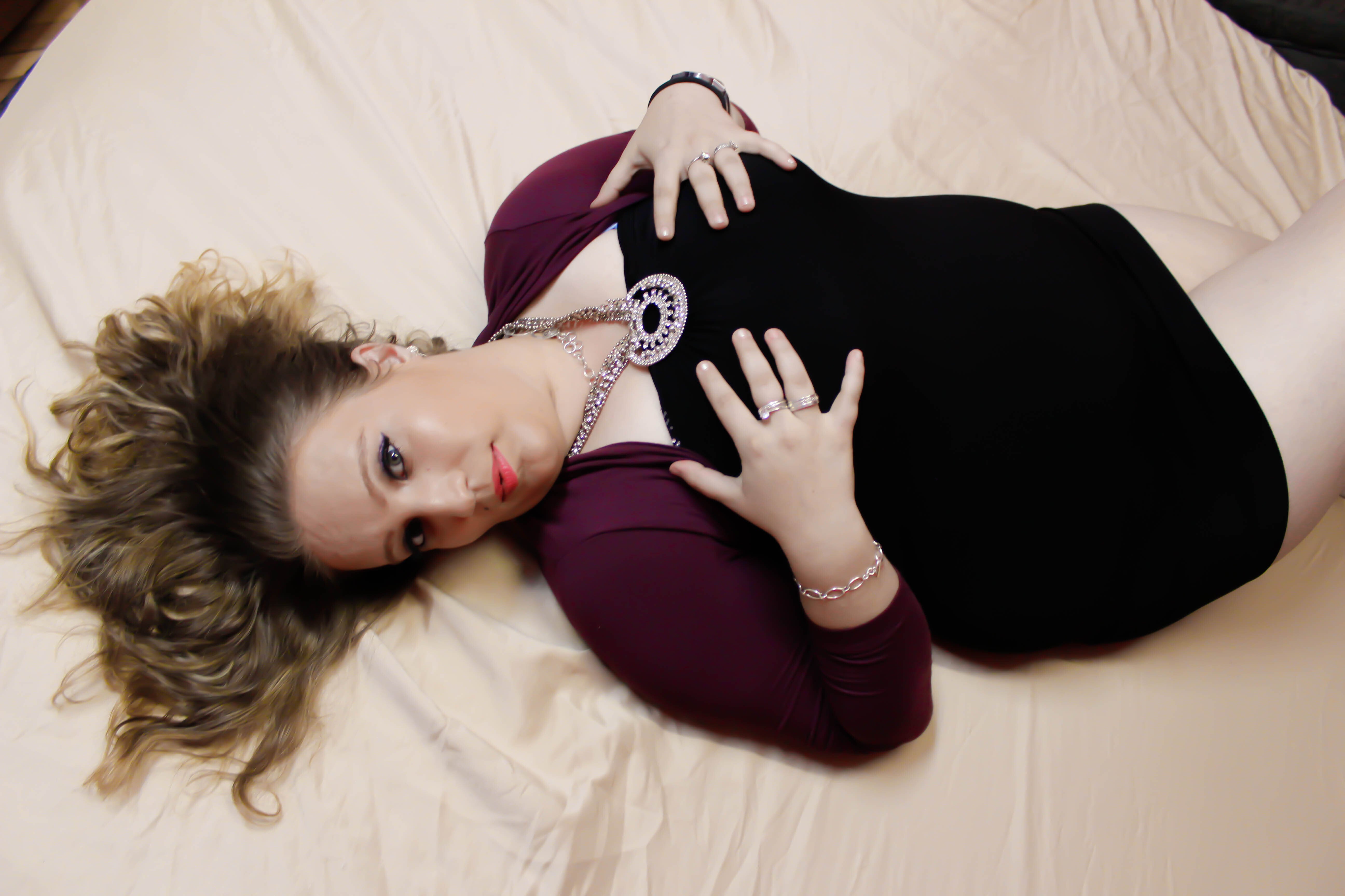 VanessaSquirttt photo 22