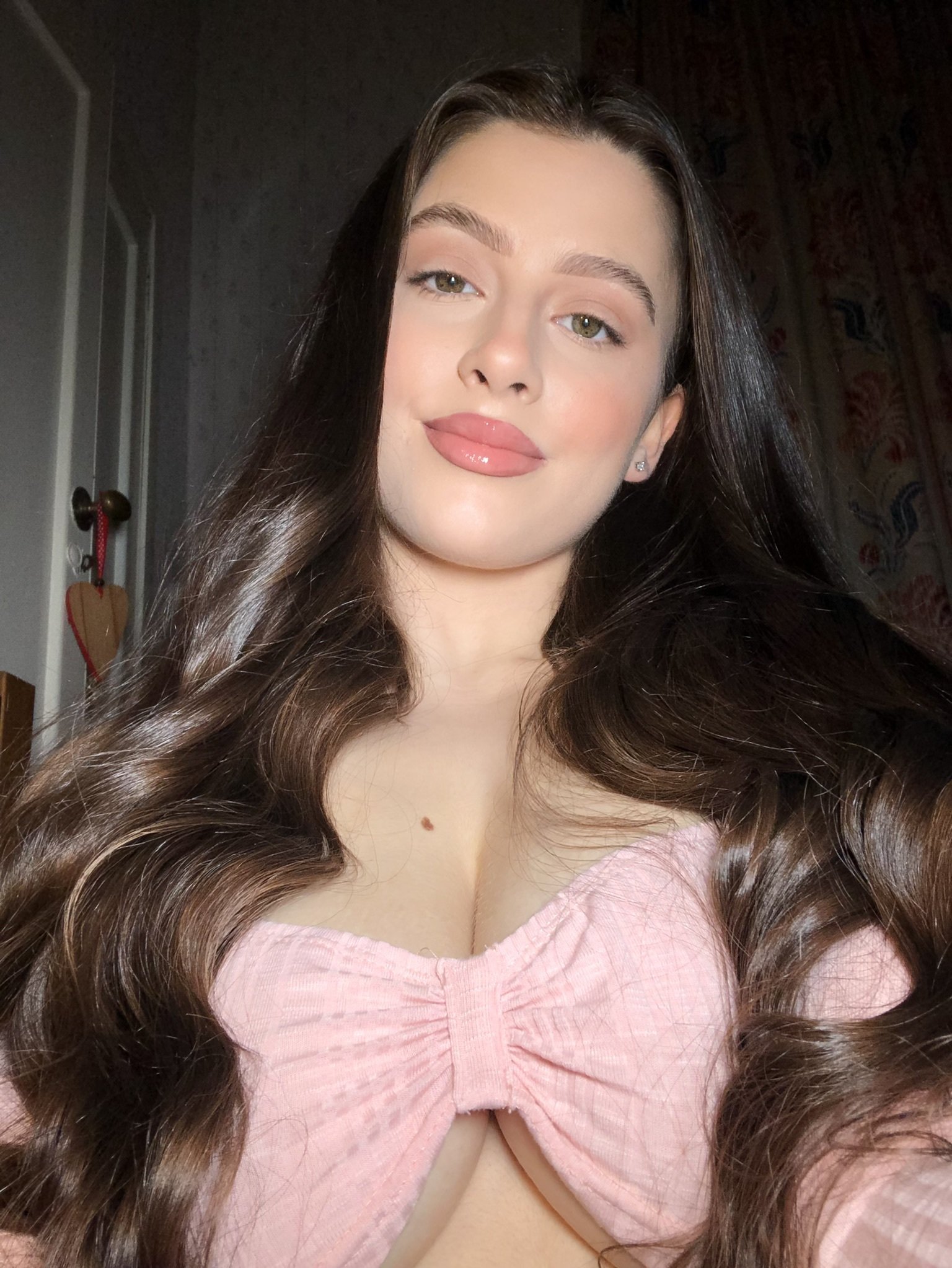 LusciousLina22 photo 2