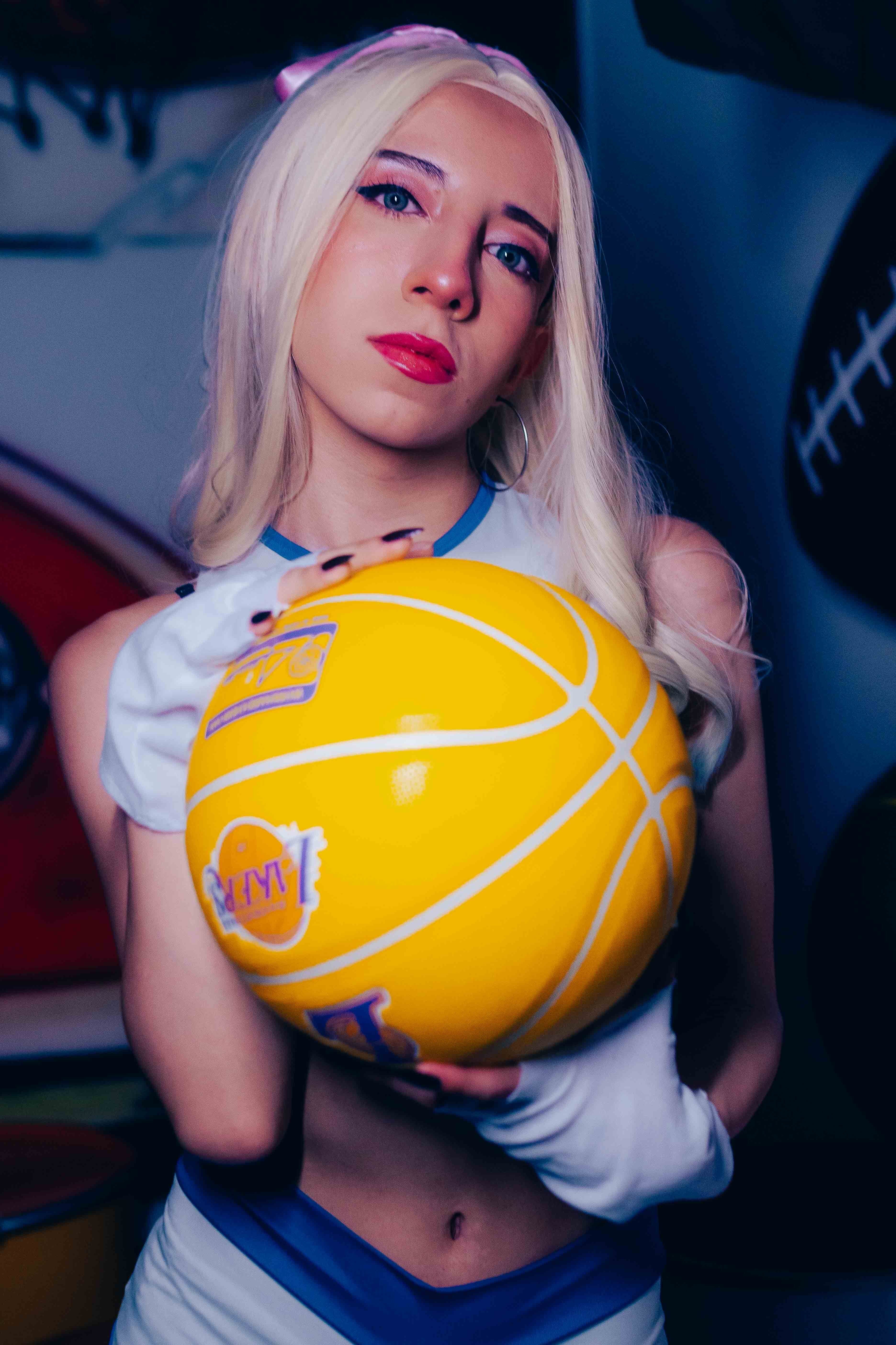 MIAADOLYN photo 23