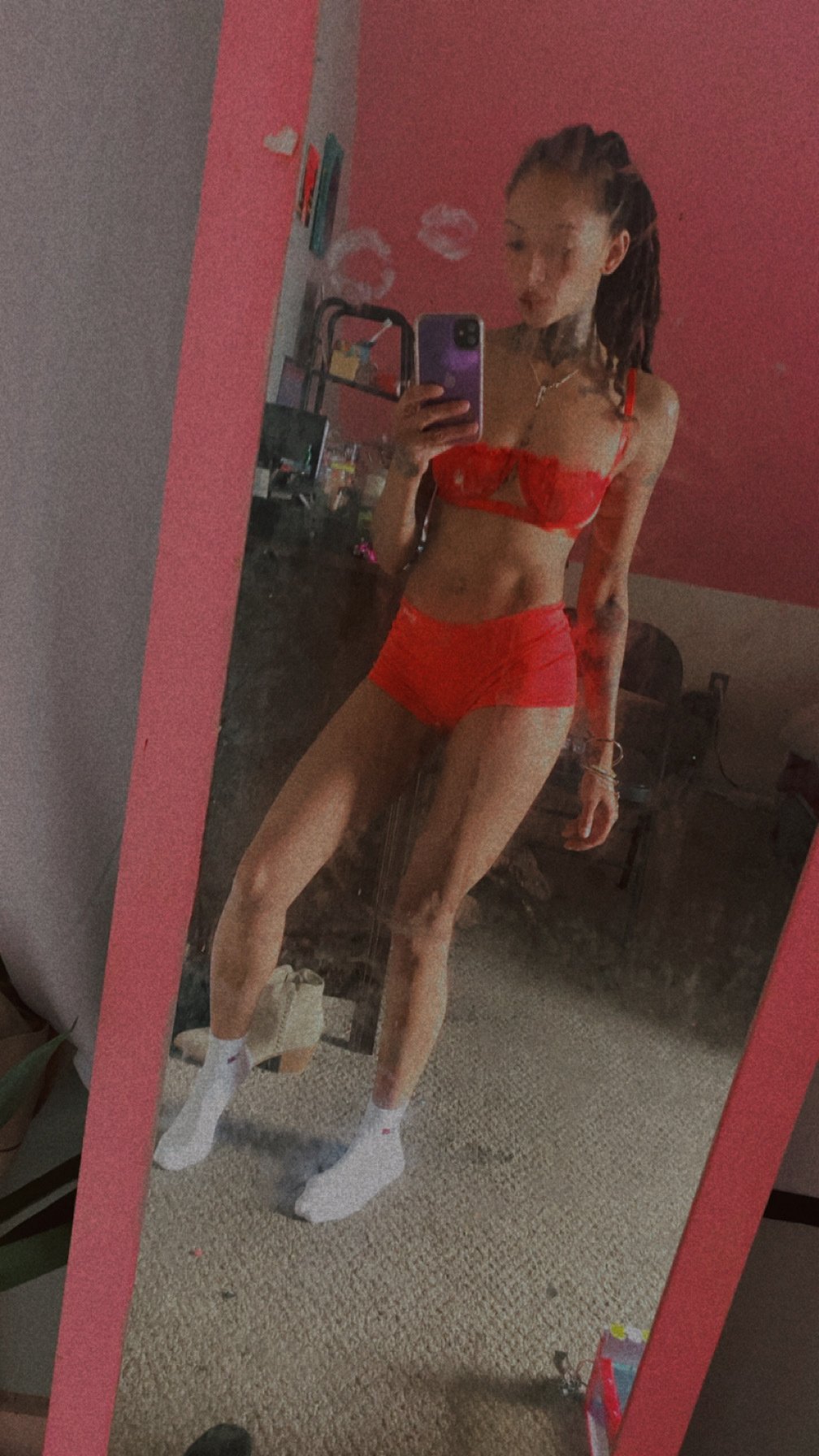 HoneyPie94 photo 1