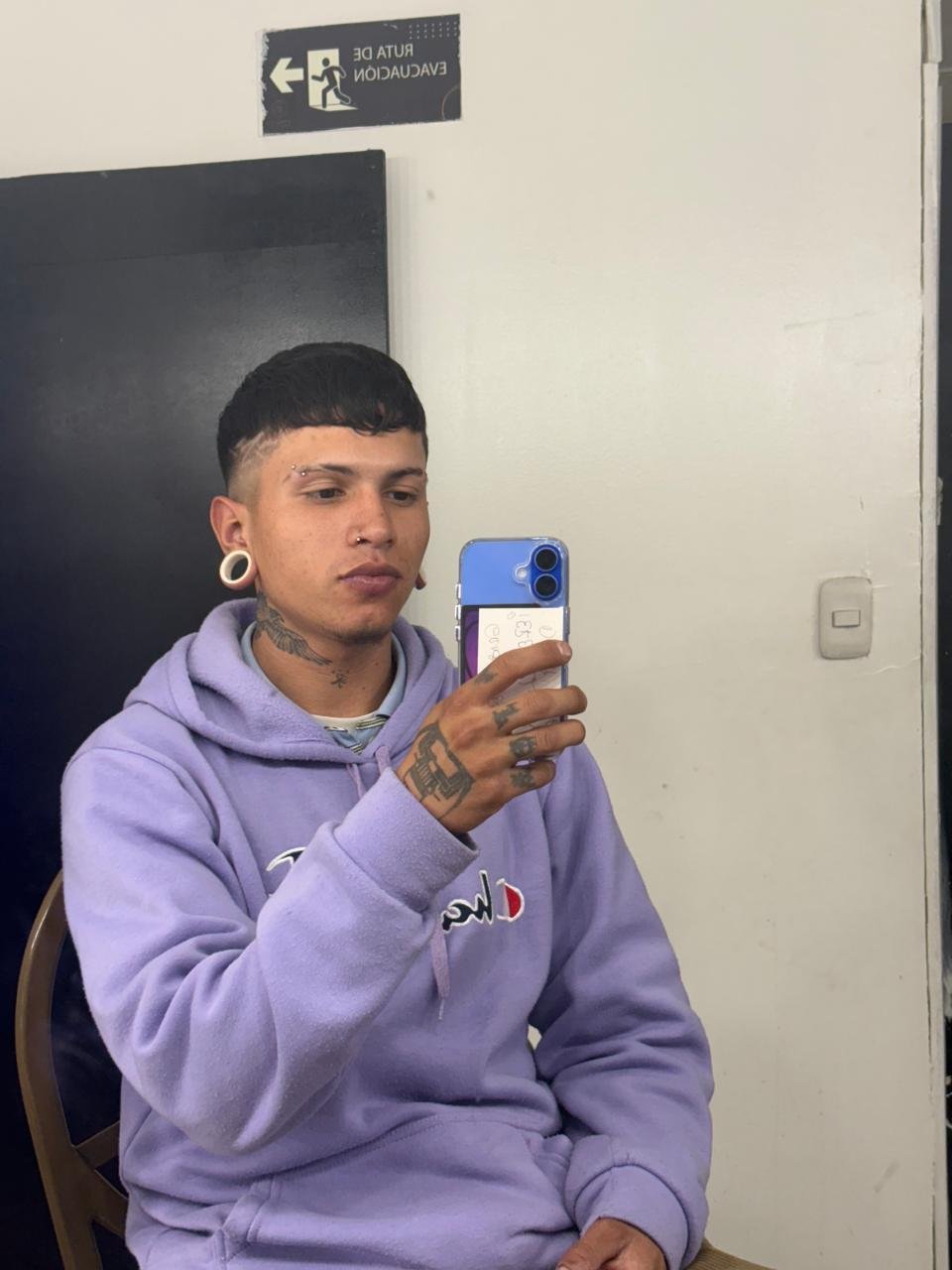 Valentino_knox photo 31