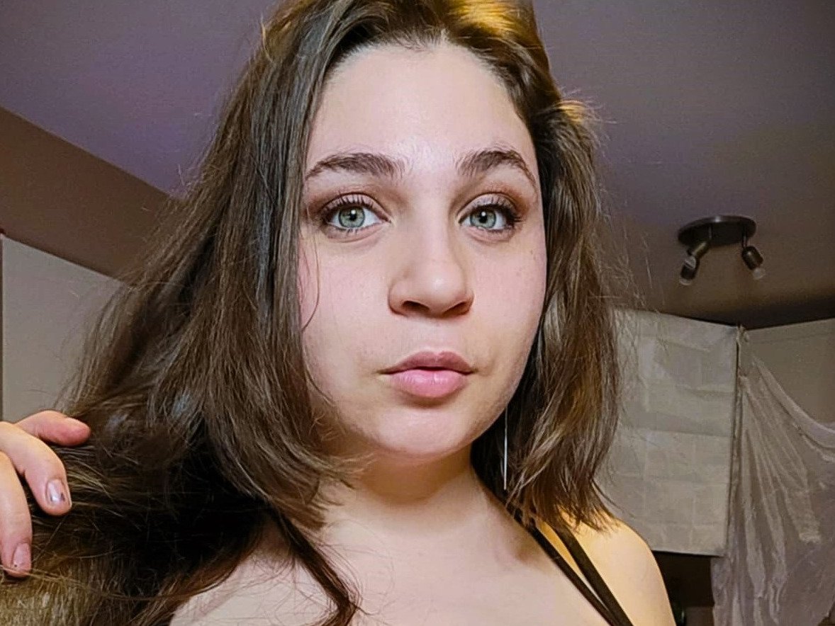 Bustyprincessleila photo 82