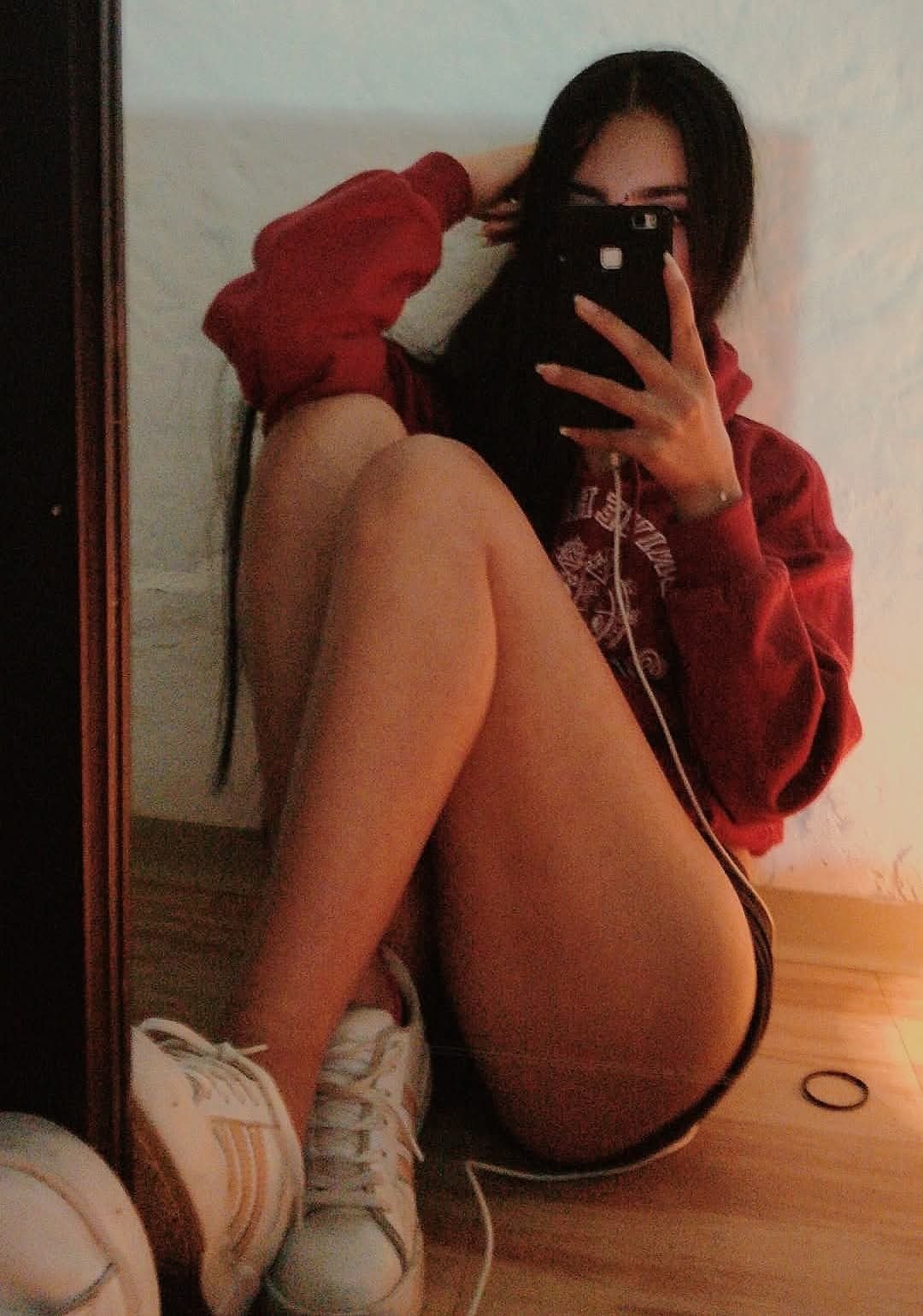 Quennsquirtinganal photo 4